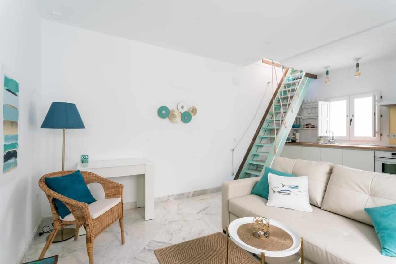 Fantastico Atico En El Casco Antiguo En A La Pla Lägenhet Cádiz Exteriör bild